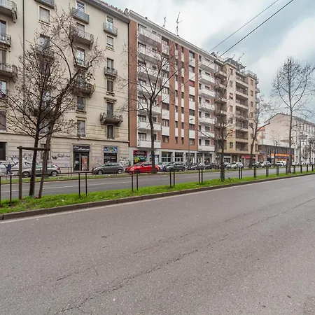 Cozy Apt With Terrace - 500 M Far From Zara M5 Apartment Mailand